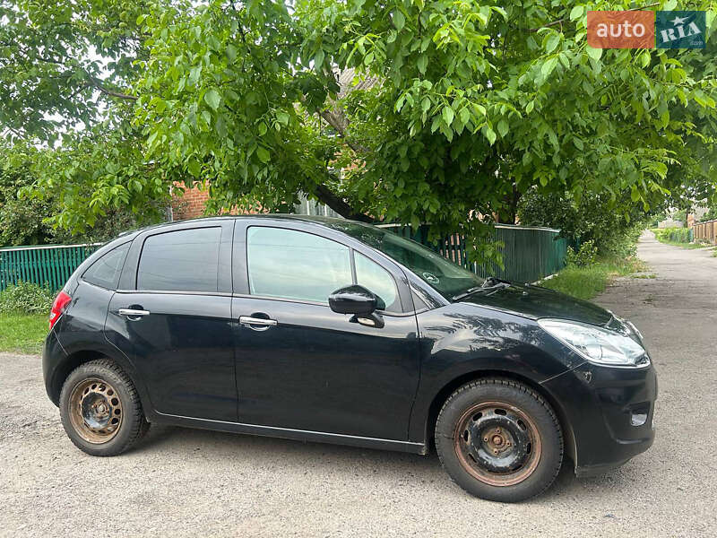 Хетчбек Citroen C3 2012 в Чутовому