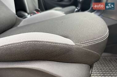 Хэтчбек Citroen C3 2010 в 