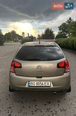 Хэтчбек Citroen C3 2010 в 