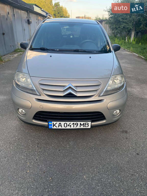 Хэтчбек Citroen C3 2008 в Киеве