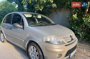 Хэтчбек Citroen C3 2008 в 