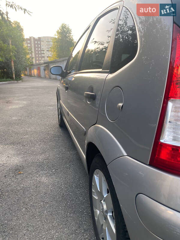 Хэтчбек Citroen C3 2008 в Киеве