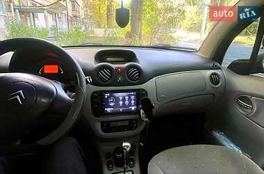 Хэтчбек Citroen C3 2003 в 
