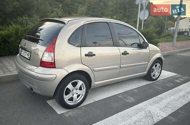 Хэтчбек Citroen C3 2008 в 