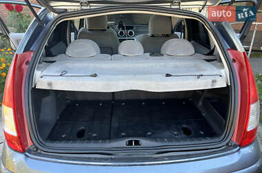 Хэтчбек Citroen C3 2005 в 