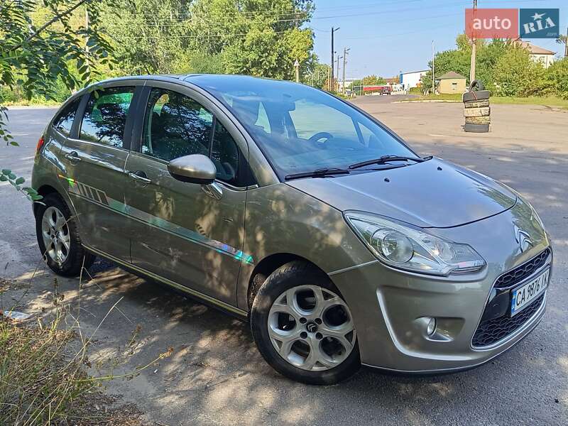 Хетчбек Citroen C3 2011 в Черкасах