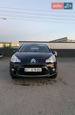 Хэтчбек Citroen C3 2011 в Вишневом