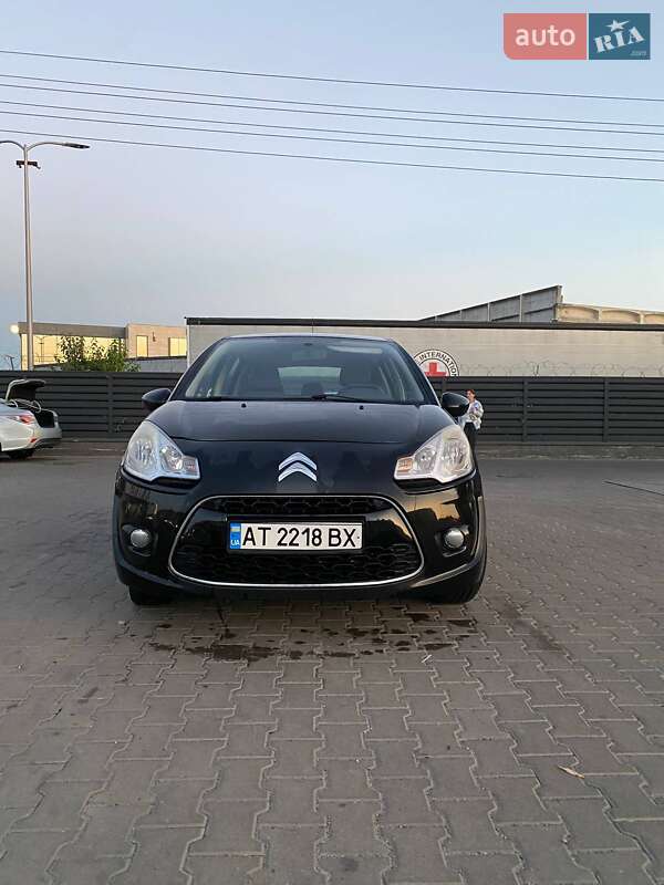 Хетчбек Citroen C3 2011 в 