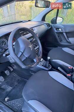 Хетчбек Citroen C3 2011 в 