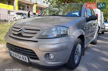 Хэтчбек Citroen C3 2005 в 