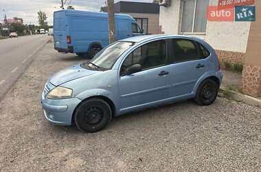 Хэтчбек Citroen C3 2003 в 