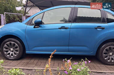 Хэтчбек Citroen C3 2010 в 