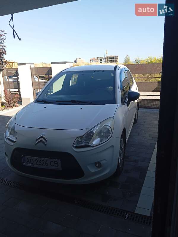 Хэтчбек Citroen C3 2012 в Ужгороде