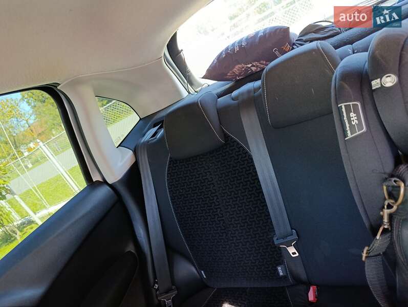 Хетчбек Citroen C3 2010 в Львові