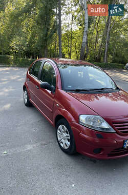 Хэтчбек Citroen C3 2005 в 