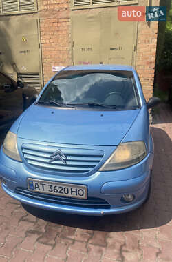 Хэтчбек Citroen C3 2003 в 