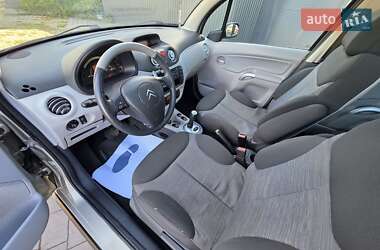 Хэтчбек Citroen C3 2005 в 