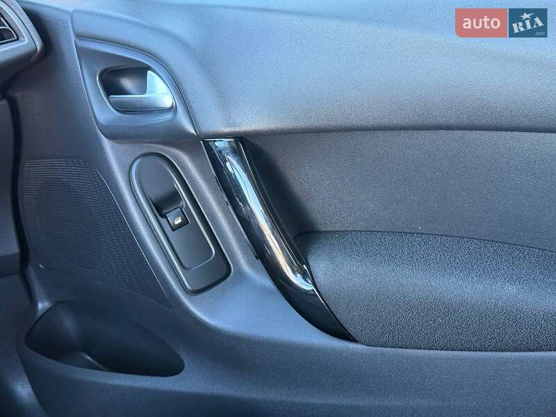 Хетчбек Citroen C3 2015 в Рівному фото 32 Хетчбек Citroen C3 2015 в Рівному