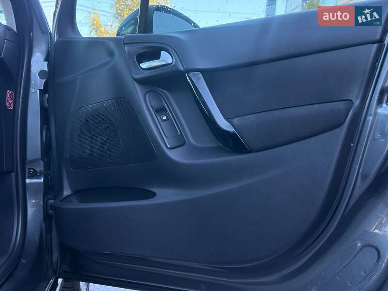 Хетчбек Citroen C3 2015 в Рівному фото 52 Хетчбек Citroen C3 2015 в Рівному