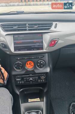 Хетчбек Citroen C3 2011 в 