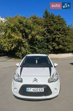 Хэтчбек Citroen C3 2011 в 