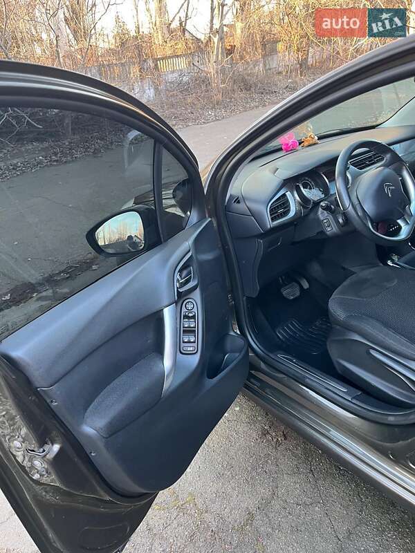 Хэтчбек Citroen C3 2012 в Покрове