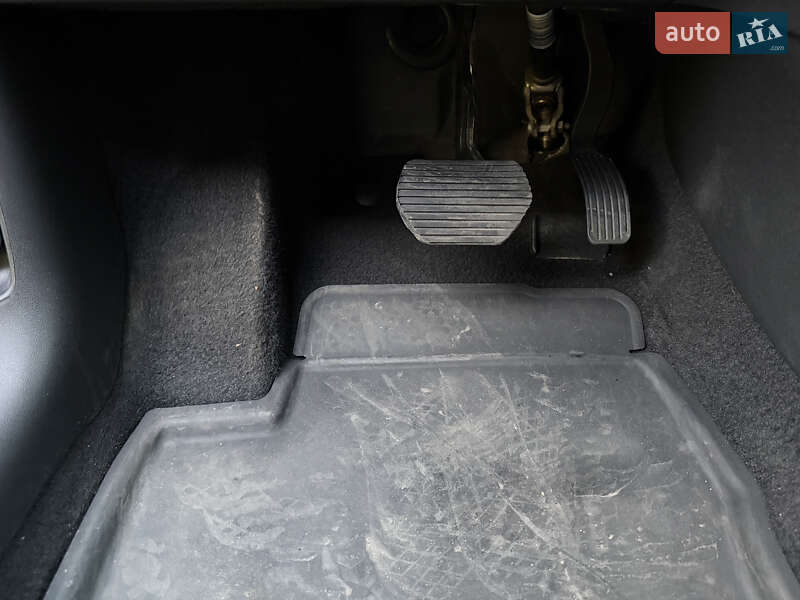 Хетчбек Citroen C3 2018 в Дніпрі фото 20 Хетчбек Citroen C3 2018 в Дніпрі