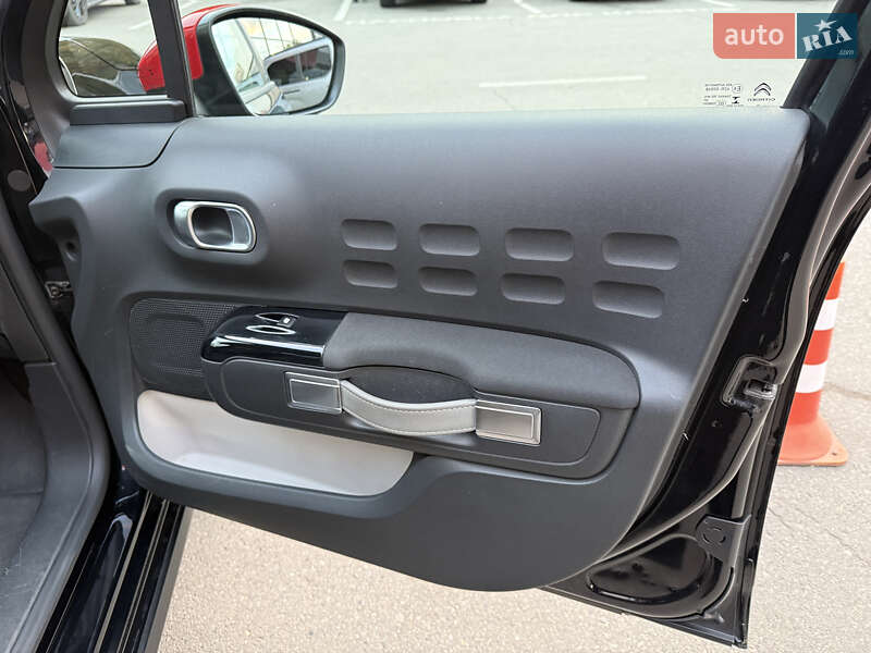 Хетчбек Citroen C3 2018 в Дніпрі фото 28 Хетчбек Citroen C3 2018 в Дніпрі