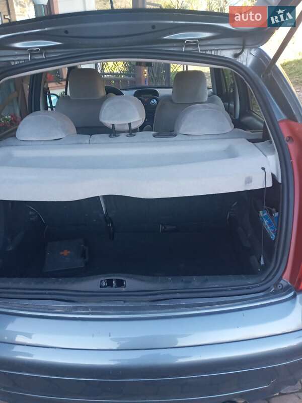 Хэтчбек Citroen C3 2004 в Заболотове фото 9 Хэтчбек Citroen C3 2004 в Заболотове