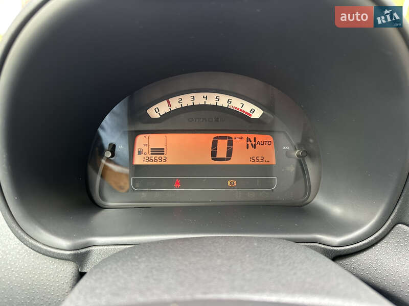 Хэтчбек Citroen C3 2008 в Ивано-Франковске фото 18 Хэтчбек Citroen C3 2008 в Ивано-Франковске