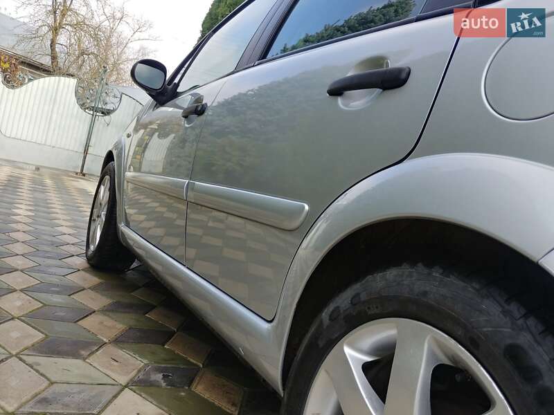 Хэтчбек Citroen C3 2006 в Черновцах