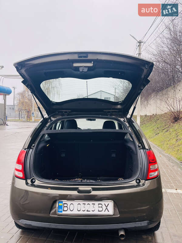 Хэтчбек Citroen C3 2012 в Лановцах