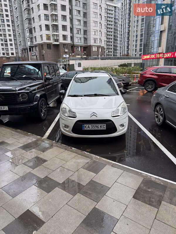 Хэтчбек Citroen C3 2012 в Киеве фото 4 Хэтчбек Citroen C3 2012 в Киеве