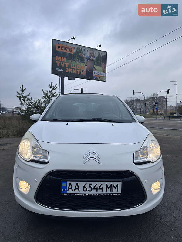 Хэтчбек Citroen C3 2010 в Киеве