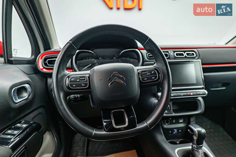 Хэтчбек Citroen C3 2017 в Киеве фото 13 Хэтчбек Citroen C3 2017 в Киеве