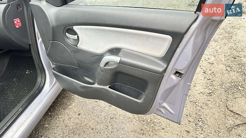 Хетчбек Citroen C3 2004 в Тернополі