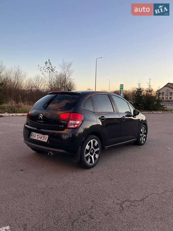 Хэтчбек Citroen C3 2010 в Звягеле