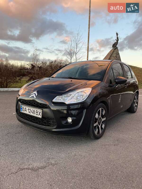 Хэтчбек Citroen C3 2010 в Звягеле