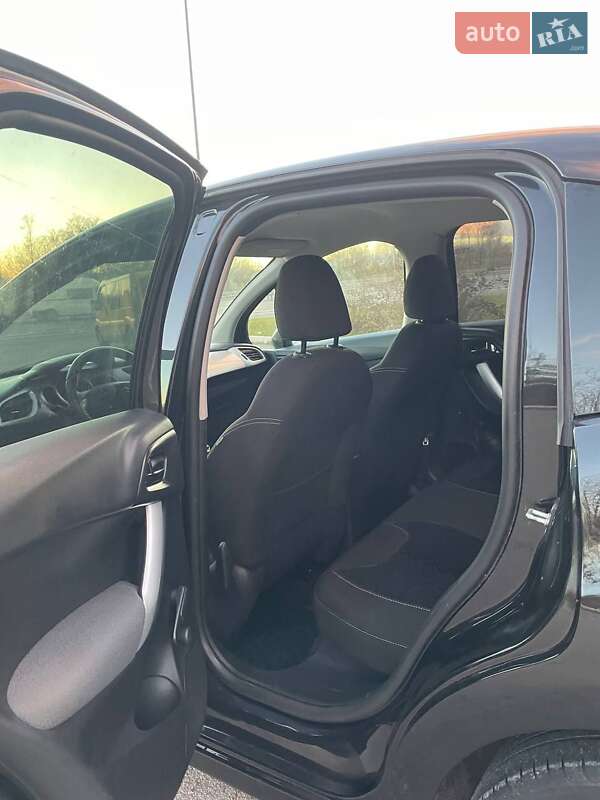 Хэтчбек Citroen C3 2010 в Звягеле