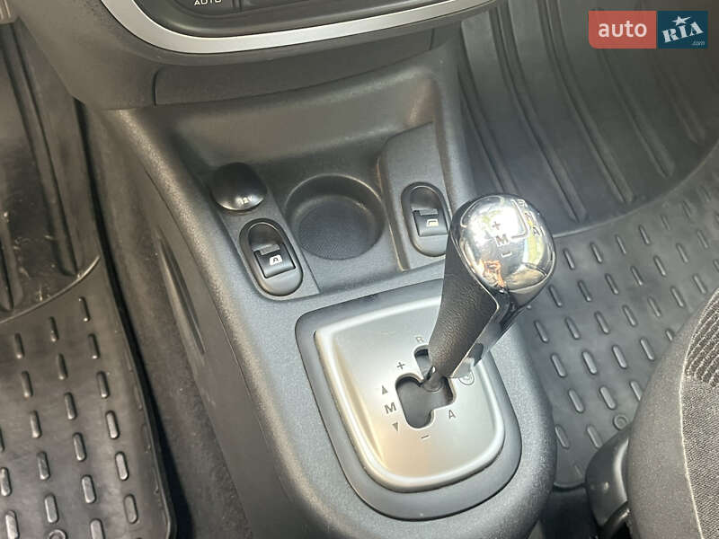 Хэтчбек Citroen C3 2008 в Запорожье