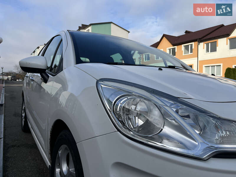 Хэтчбек Citroen C3 2012 в Каменец-Подольском