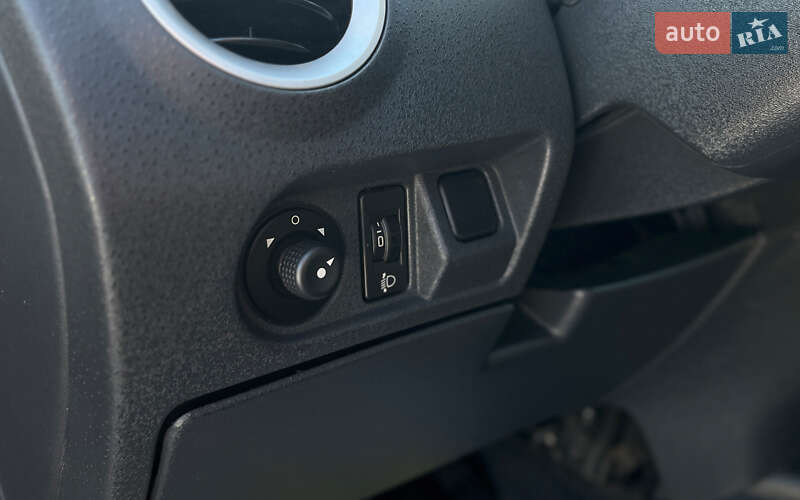 Хэтчбек Citroen C3 2008 в Мукачево