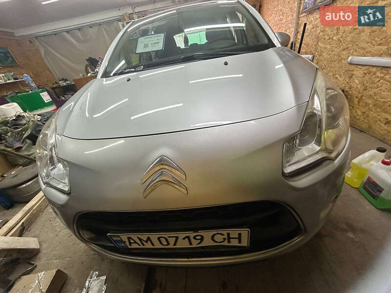 Хэтчбек Citroen C3 2012 в Житомире