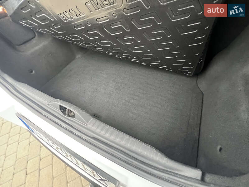 Хэтчбек Citroen C3 2017 в Кременчуге фото 30 Хэтчбек Citroen C3 2017 в Кременчуге