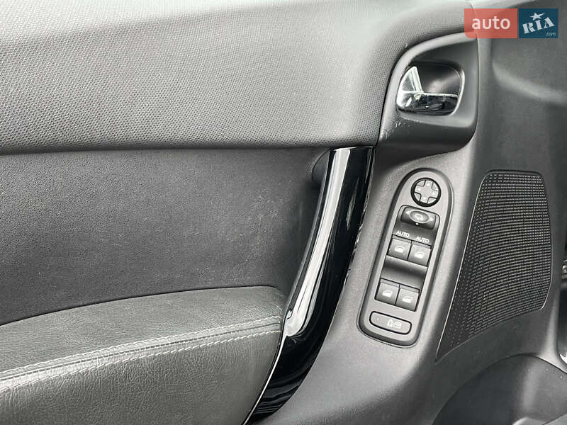 Хетчбек Citroen C3 2012 в Києві фото 21 Хетчбек Citroen C3 2012 в Києві