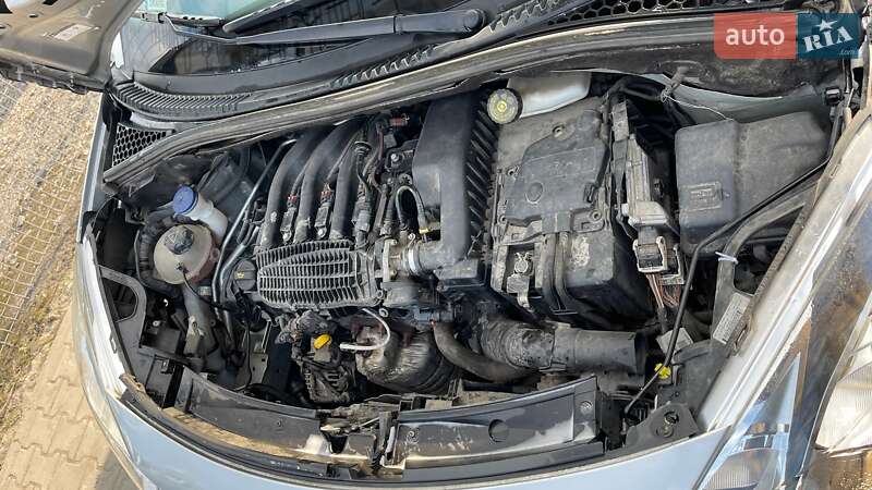 Хетчбек Citroen C3 2015 в Нововолинську