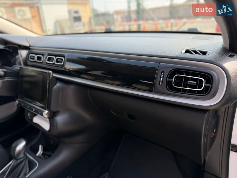 Хэтчбек Citroen C3 2018 в Житомире фото 26 Хэтчбек Citroen C3 2018 в Житомире