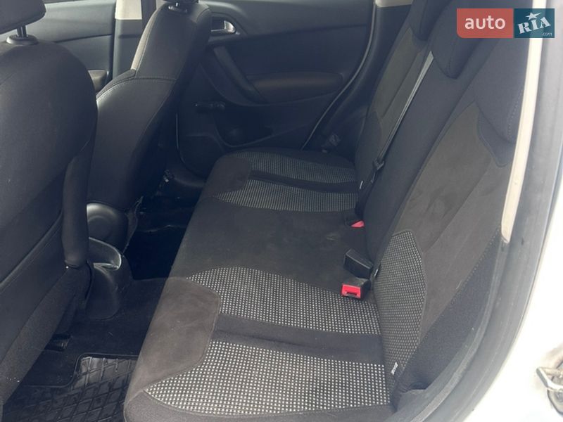 Хэтчбек Citroen C3 2015 в Львове