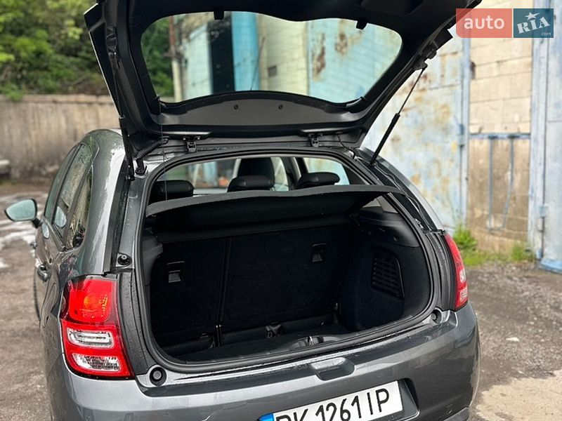 Хэтчбек Citroen C3 2012 в Киеве