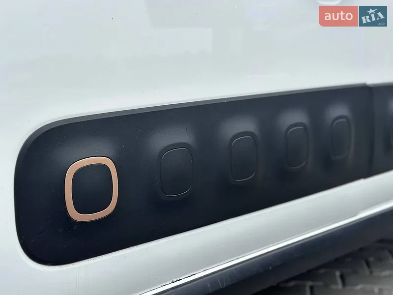 Citroen C3 2019 VIN VF7SXHNVTKT596749 фото оголошення 43 з 95